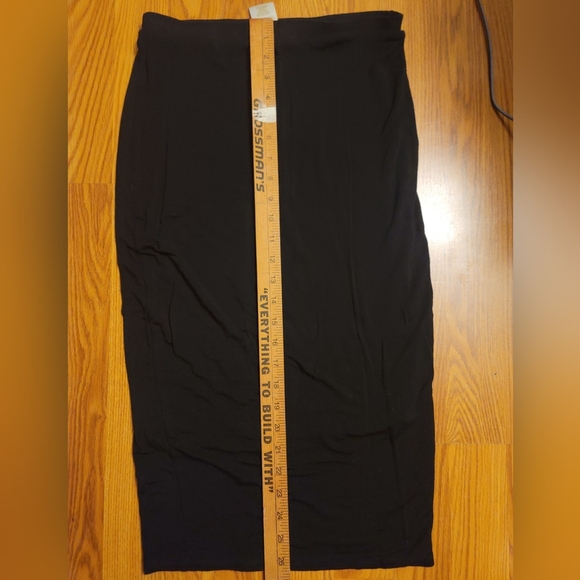 Matty M Womens Black Midi 26" Pull On Skirt Size S Double Lined Fair Condition - Picture 4 of 13